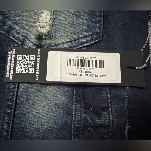 Rockstar Originals Women’s John Blue Distressed Jean Jacket Size XS - Picture 6 of 10